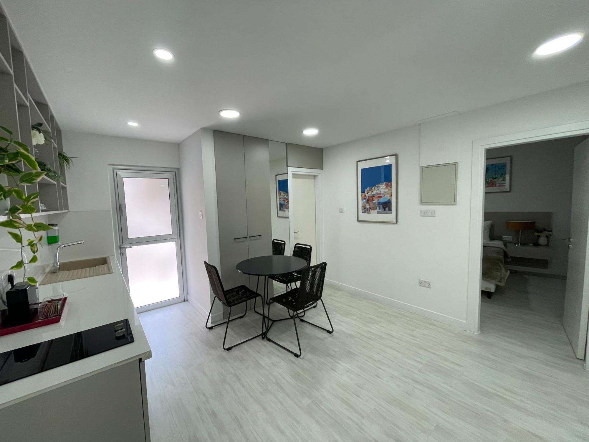 Levante Holiday Apartments Larnaca Luaran gambar